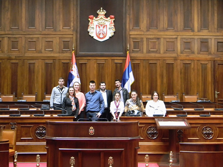 cde-2013-04.jpg