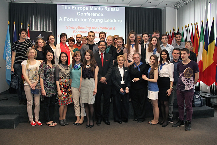 emr-2013-04.jpg